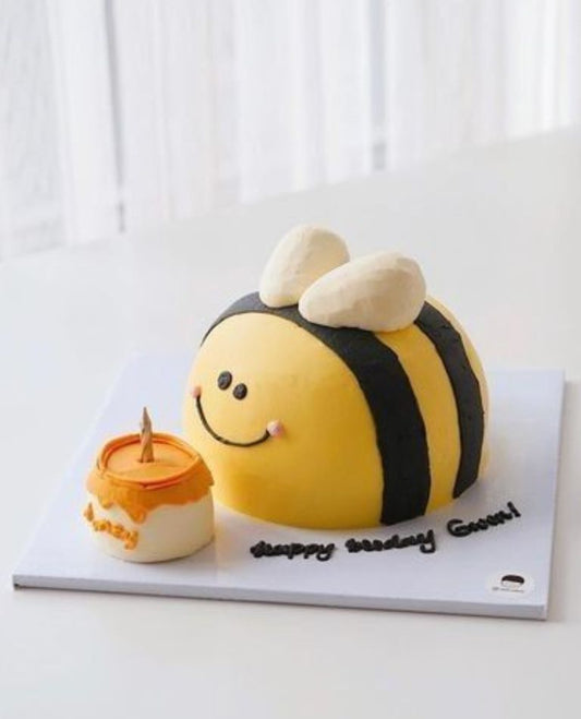 Honey Bee Butterscotch Cake 1 Kg.